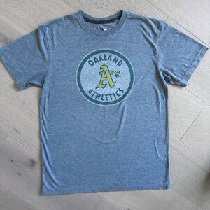Oakland A's Athletics Shirt Size Large